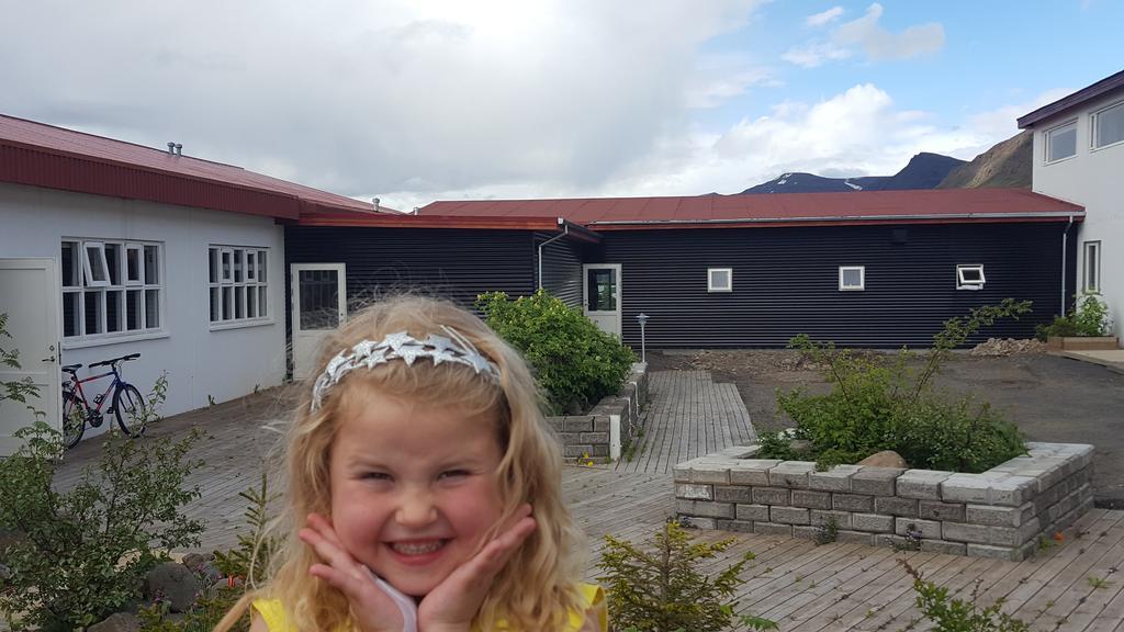 Hotel Sveinbjarnargerdi Svalbarthseyri Luaran gambar
